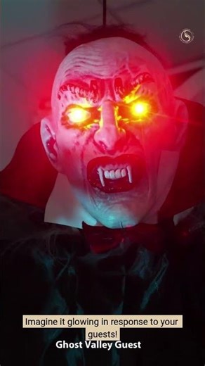 Big Bat Vampire Pendant – Induction Luminous Halloween Decoration