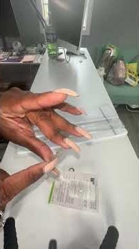 Replacing the blade on your paper trimmer