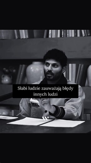 Dwie kobiety patrzą na tę samą sytuację. Jedna widzi problem. Druga widzi lekcję. Jedna porównuje się i cierpi. Druga uczy się i rośnie. I to jest moment, który zmienia wszystko: To nie twoja przeszłość decyduje o twoim życiu. Decyduje to, na czym skupiasz swoją uwagę. Bo możesz patrzeć na ludzi, którzy cię zranili… albo możesz zacząć widzieć, czego cię nauczyli. Możesz utknąć w bólu… albo możesz zbudować na nim nową wersję siebie. Dlatego stworzyłam moje e-booki. Dla kobiet, które nie chcą już 