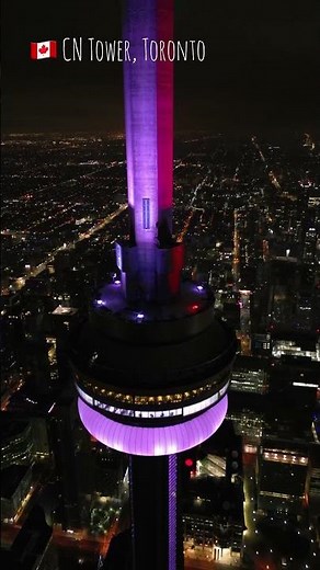 CN Tower at Night Toronto’s Iconic Skyline Lights Up