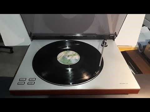 Bang & Olufsen Beogram 1700 Turntable