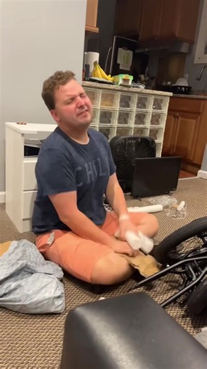 Ryan wants his bicycle! #comedy#pranks#cardboard