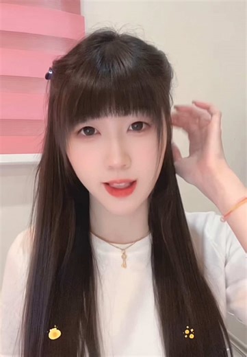 我的心扑通扑通不停地跳 #fypp #手势舞歌曲 #变身 #creatorsearchinsights #malaysiatiktok #trendingsong