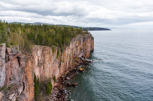 2.7K views · 27 reactions | Headed up north to Minnesota? Come visit us in Duluth! Plan your trip and look at things to do and places to visit in Canal Park! #roadtrip #minnesota #duluth #duluthminnesota #duluthmn #canalpark #duluthpack #aerialliftbridge #lakewalk | Duluth Pack | Facebook