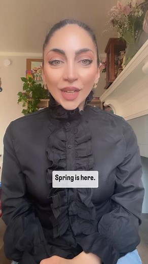 Who else is excited about Spring and all the spring rhymes and songs??? #preschoolers #toddlerlearning | Lenas Little Ones