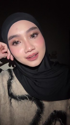 Nashya TikTok Make Up Transisi & Lirik Bad Girl