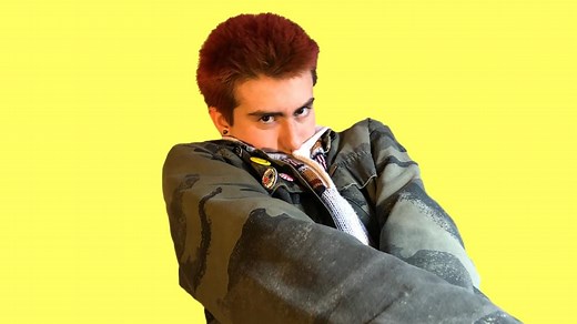 Elyotto Breaks Down The Meaning Of "SugarCrash!"