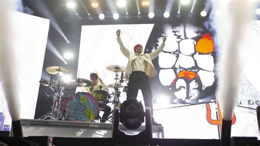 Despite rising fame, Twenty One Pilots still focuses on Columbus