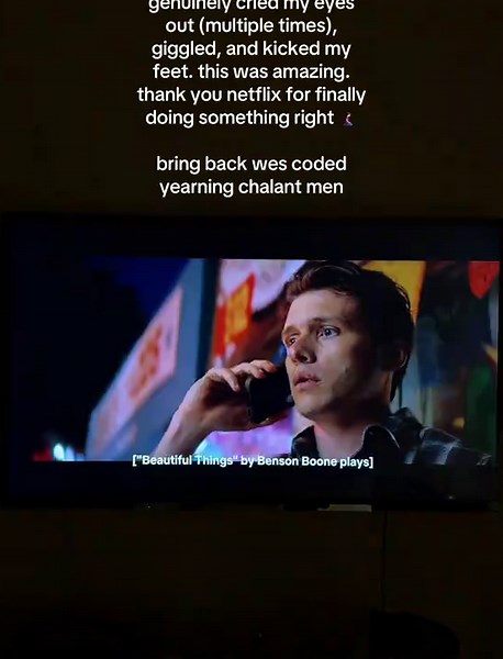 WE ARE SO BACK. #netflix #voicemailsforisabelle #nickrobinson #zoeydeutch