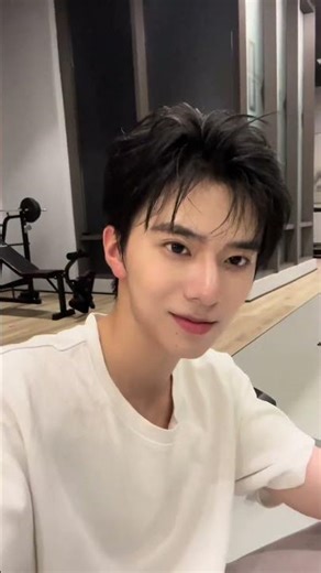 Así se hace una entrada. 🚪✨#amor #drama #chinesedrama #fyp #romance