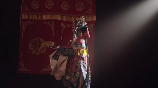 Chinese Opera Singer: Traditional Throat Singing and Music