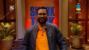 With #GuardianGears, you can choose the best of premium motorcycle luggage for your rides! We wish them all the best for their future! Tune in to #SharkTankIndia, Mon-Fri at 9 PM, only on Sony TV! #AshneerGrover #VineetaSingh #PeyushBansal #NamitaThapar #AmanGupta #GhazalAlagh #AnupamMittal #RannvijaySingha BharatPe SUGAR Cosmetics Lenskart #Emcure BOAT Mamaearth Shaadi.com Studio NEXT | Shark Tank India