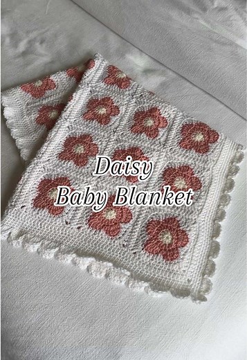 The sweetest daisy blanket for the sweetest baby girl 🩷🌼 Pattern: @Daisy Farm Crafts #crochet #crochettiktok #crochettutorial #crochetpattern #crochetbaby #crochetbabyblanket #babyblanket #baby #babygirl #daisy #pink #hobbies #hobbylobby