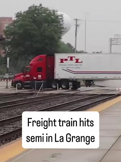 Accidente entre camión y tren en suburbios de Chicago