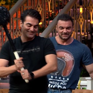 16M views · 227K reactions | Salman sohail aur arbaaz mein hua strength compilation #SalimKhan #salmankhan #SohailKhan #ArbazKhan #kapilsharma | Urduflix | Facebook