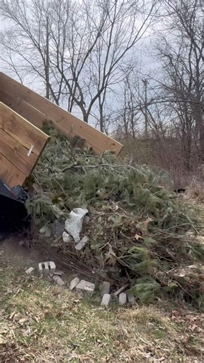 Easiest and fastest way to get rid of debris #foryou #watch #subscribe #youtubeshorts #youtube #reel