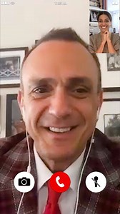 Amanda doesn’t know it yet, but she’s about to receive a very important call. | Hank Azaria