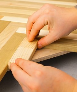 332K views · 2K reactions | Repurposing old pallets for crafting a kitchen counter! | 5-Minute Crafts | Facebook