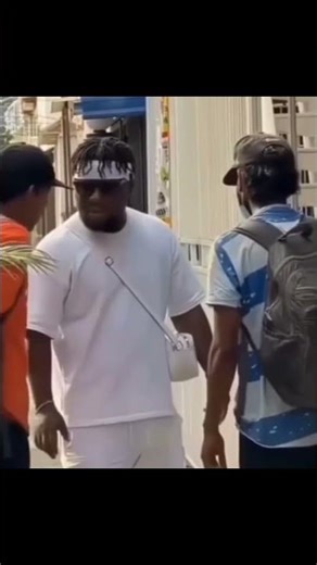 People’s reactions to a street prank in a Colombian city