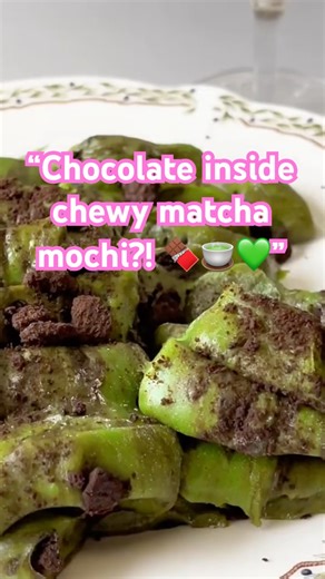 Matcha Mochi with Chocolate Chips 🍵🍫 | Chewy, Gooey & Addictive!