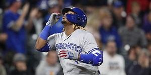 MLB hitters set record for most HRs in a month