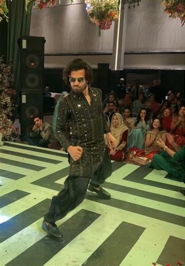 Abdullah Deewana: Epic Shehndi Night Dance