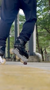 3.7K views · 39 reactions | If you keep catching the front toe while skating, this one’s for you  Stand tall, keep a soft bend in your knees, and make sure your weight stays over the middle of your skates and not too far forward (unless you’re doing a toe pivot) ✨ | Ice Skating Malaysia | Facebook