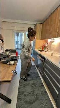 My mom said we cancelled our wedding | no ads