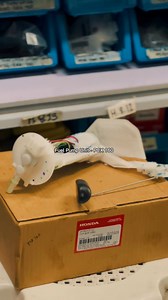 11K views · 98 reactions | ⛽️ Honda Genuine FUEL PUMP UNIT  Applicable for  PCX 160 Price: 3,680.00 Please note that our parts are fast-moving and 퐩퐫퐢퐜퐞퐬 퐦퐚퐲 퐜퐡퐚퐧퐠퐞 퐰퐢퐭퐡퐨퐮퐭 퐩퐫퐢퐨퐫 퐧퐨퐭퐢퐜퐞.  Visit us at New Panaderos St., Sta. Ana, Manila  Search ALD MOTORSHOP on Waze / Google Map ✨ Ride safe with genuine parts! ️ #FuelPumpUnit #HondaGenuineParts #AldMotorshop | ALD MOTOR PARTS | Facebook