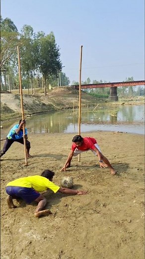 q He missed the goal with his head. #funny