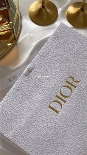 Unboxing Dior J’adore, timeless, elegant, and every bit as beautiful as you’d imagine. 🌸