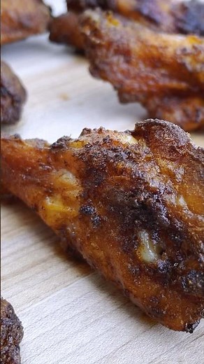 Crispy Perfection: Yoder Smokers YS640s BBQ Chicken Wings 🌞🍗