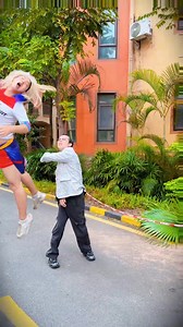 574K views · 4.7K reactions | The clown was almost kissed by force. 嵐... #ReelLaughsDaily #ViralFunZone #ComedyReelRush #LaughModeOn #TrendingGiggles | MrJerry | Facebook