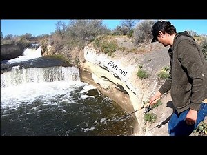 Catching a waterfall. Potholes Reservoir