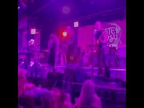 Twisted Gypsy: A Power Tribute to Fleetwood Mac. 100% LIVE MUSIC played by the band. No extra tracks