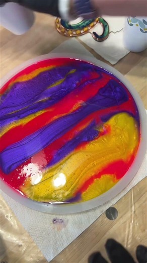 So bright and colorful 🩷💜🧡 #epoxyresinart #resin #resincrafts #resinart #epoxyresin #epoxy #art