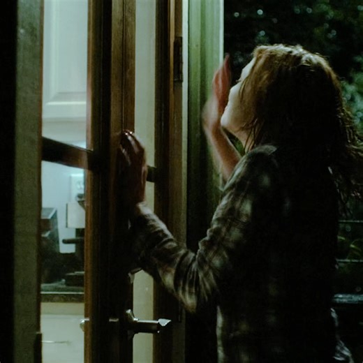 Suspenseful Thriller: A Deaf Woman's Deadly Encounter