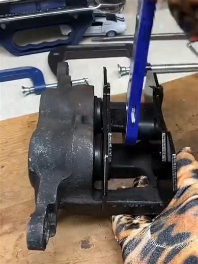 Essential Car Mechanical Tips and Tricks for DIY Repairs