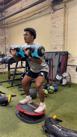 D Dixon | 💥 ALPHA MIDWEEK MOVE — WATER WHIP ROTATIONS ⚡️🌊 Stand on the Reebok Core Board, grip a water-filled tube out in front, then snap the tube... | Instagram