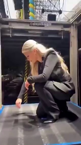 All Japanese friend on twitter. I teach you America culture difference. In Japan when husband die, wife be mourning and cry every day long time.In America? White woman after lose husband: