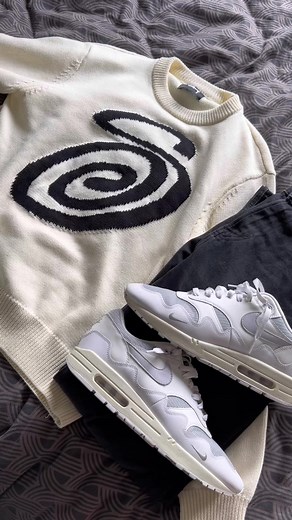 Stussy White Knit Sweater Collection