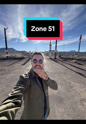 Je vous emmène découvrir la fameuse zone 51, le lieu le plus secret du monde ! 👀