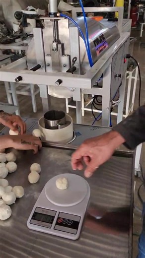 Cortadora de masa con capacidad de 32 kilos ajustable a cualquier tamaño.. no maltrata la masa.. más inf.. 6621307781.. entrega inmediata. | Chuy RA