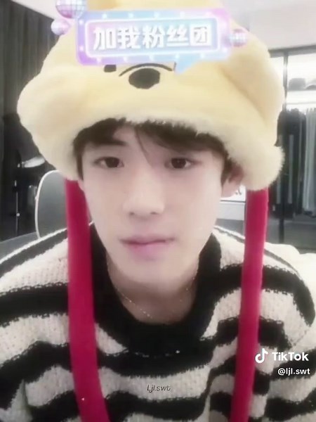 歌词说出了我心里想说的话，但也许那没有必要……因为你听到了我想说的话。|id iampthw_ #luongcte #luugiailuong #liujialiang #刘佳梁 #fyb #viral