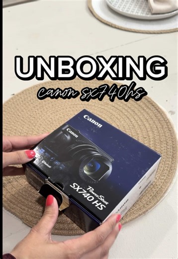 Exciting Valentine's Gift Setup with Canon SX740HS