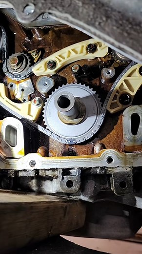 27K views · 1.7K reactions | #rustbelt #autotechmike #mechanicsoftiktok #carsoftiktok #mechanic #machining #cylinder #machineshop #repair #rebuild #automotive #carsoftiktok #mechanical #engineering #reels #carstips #tips #enginerepair #tire #tirerepair #ford #chevy #dodge #ram #trucks #liftedtrucks #diesel | Auto Tech | Facebook