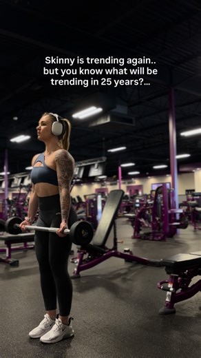 Katie Fleshood on Instagram: "Sure, skinny might be trending right now. But chasing “small” at the expense of strength, nourishment, and muscle comes with real consequences. When the goal is just to weigh less or take up less space, women often under-eat, over-cardio, and avoid lifting heavy. Over time that means lost muscle, declining bone density, hormone disruption, slower metabolism, and higher injury risk. Skinny doesn’t protect you from osteoporosis. Skinny doesn’t protect you from fractur