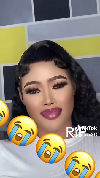 Queen Eva's Emotional Makeup Tribute