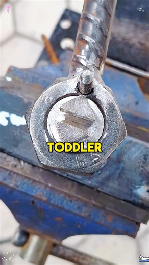 OlasjustwandeingoffatDisneylandParisattheNewWorldofFrozencomingnextMarch!Beyondcute#disneyland#WorldOfFrozen#frozen#disneyadventureworld#disneylandparis