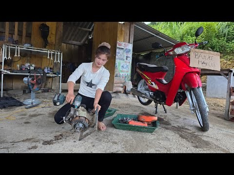 A female mechanic assembled the motorcycle perfectly and repaired the broken GX200 engine.